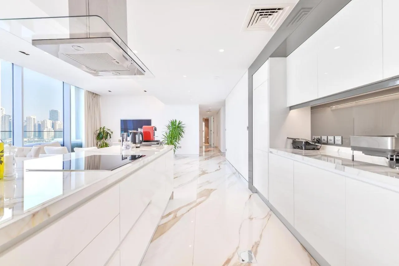 Apartment Lavish & Equipped Oceanfront 2 Bedroom Facing Ain Dubai